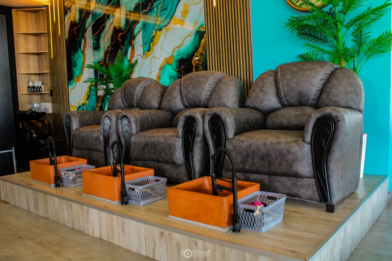 Changing Faces pedicure recliners